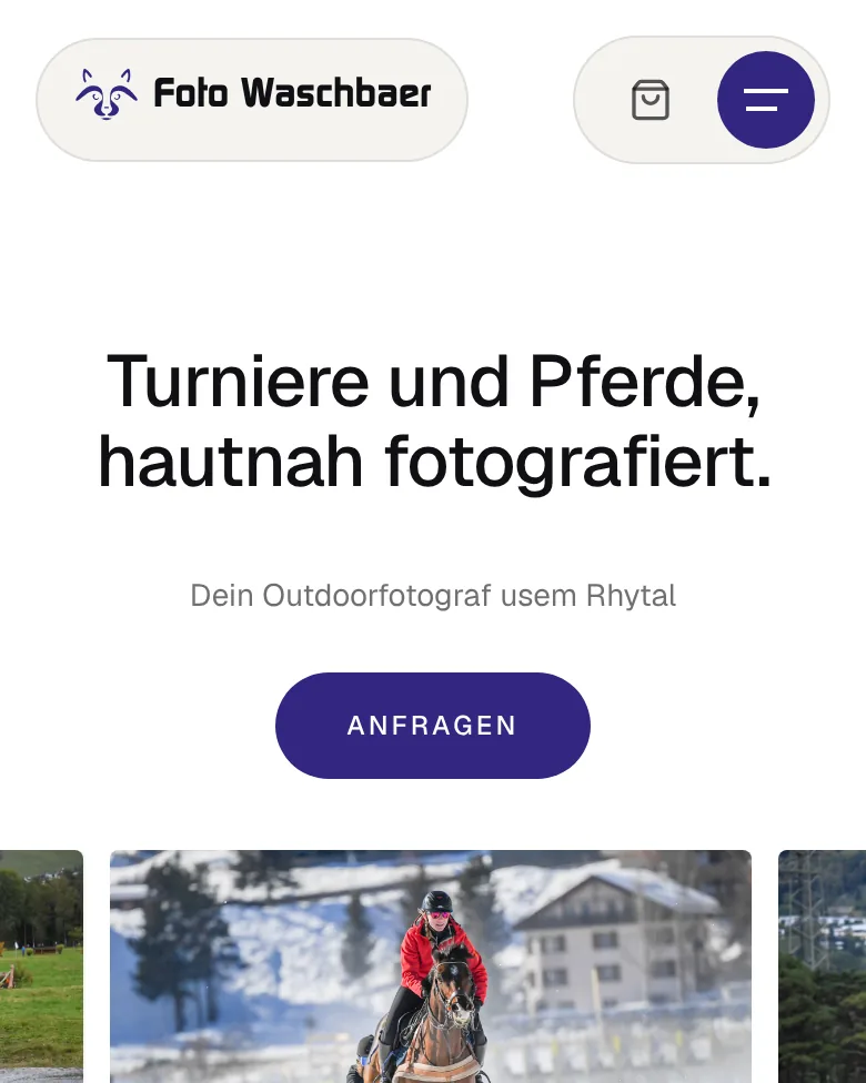 Die Startseite auf dem Handy: „Turniere und Pferde, hautnah fotografiert.“
